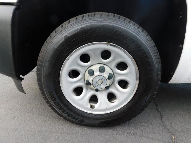 Chevrolet Silverado 1500 2WD Reg Cab 119.0" Work Truck 2008