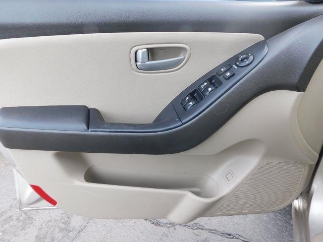Hyundai Elantra 4dr Sdn Manual GLS *Ltd Avail* 2007