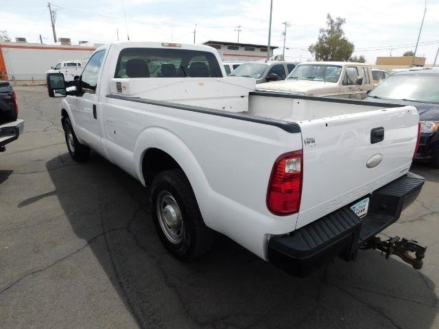 Ford Super Duty F-250 SRW 2WD Reg Cab 137" XLT 2012
