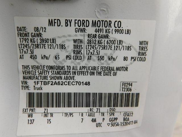 Ford Super Duty F-250 SRW 2WD Reg Cab 137" XLT 2012