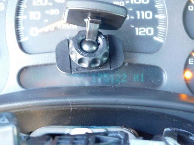 Chevrolet Silverado 1500 Ext Cab 143.5" WB 2004