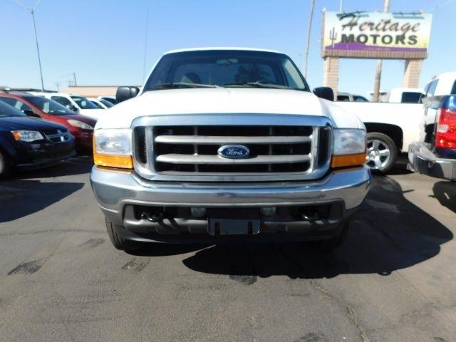 Ford Super Duty F-250 Reg Cab 137" XLT 4WD 2001