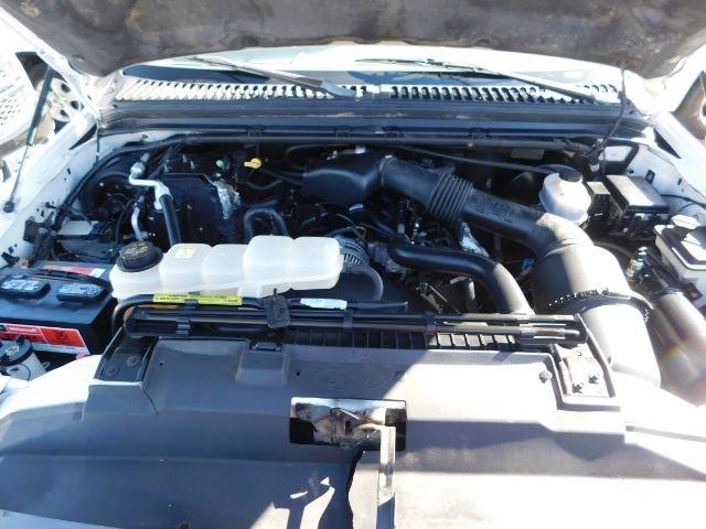 Ford Super Duty F-250 Reg Cab 137" XLT 4WD 2001