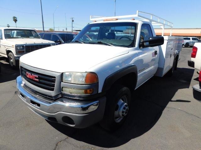 GMC Sierra 3500 Reg Cab 161.5" WB,84.9" CA 2WD WT 2006