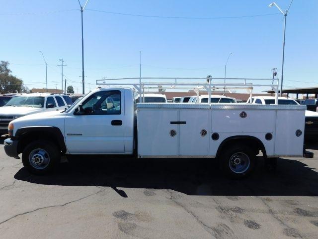 GMC Sierra 3500 Reg Cab 161.5" WB,84.9" CA 2WD WT 2006