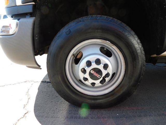 GMC Sierra 3500 Reg Cab 161.5" WB,84.9" CA 2WD WT 2006