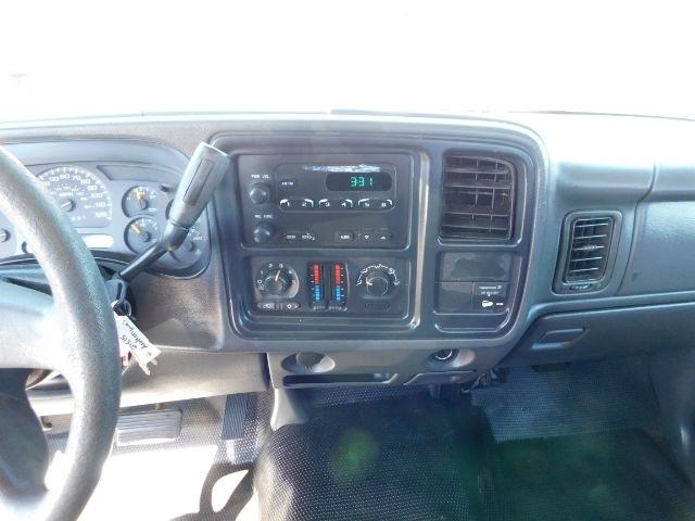 GMC Sierra 3500 Reg Cab 161.5" WB,84.9" CA 2WD WT 2006