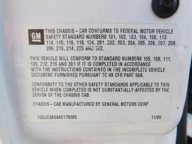 GMC Sierra 3500 Reg Cab 161.5" WB,84.9" CA 2WD WT 2006