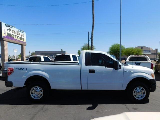 Ford F-150 2WD Reg Cab 145" XL w/HD Payload Pkg 2011