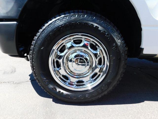 Ford F-150 2WD Reg Cab 145" XL w/HD Payload Pkg 2011