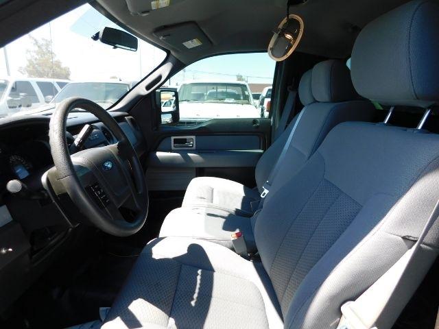 Ford F-150 2WD Reg Cab 145" XL w/HD Payload Pkg 2011