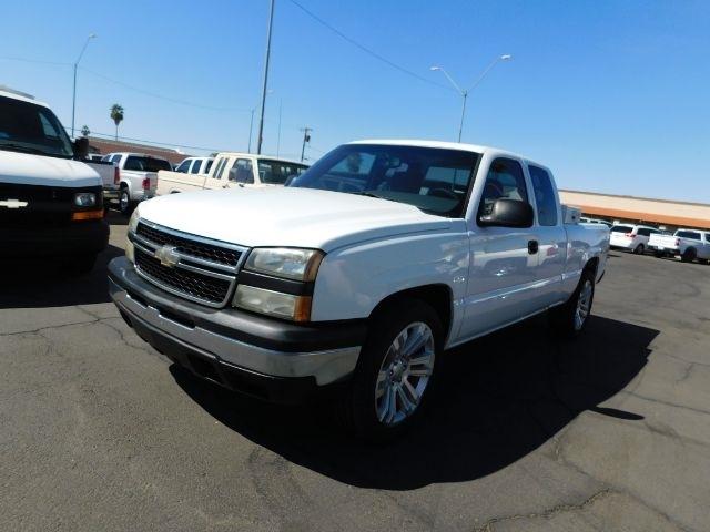 Chevrolet Silverado 1500 Ext Cab 143.5" WB 4WD Work Truck 2006