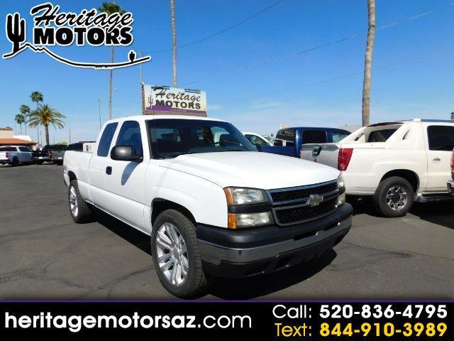 Chevrolet Silverado 1500 Ext Cab 143.5" WB 4WD Work Truck 2006