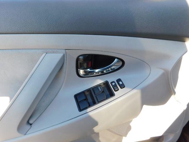 Toyota Camry 4dr Sdn I4 Auto XLE (Natl) 2007