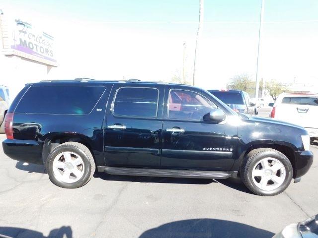 Chevrolet Suburban 2WD 4dr 1500 LTZ 2008