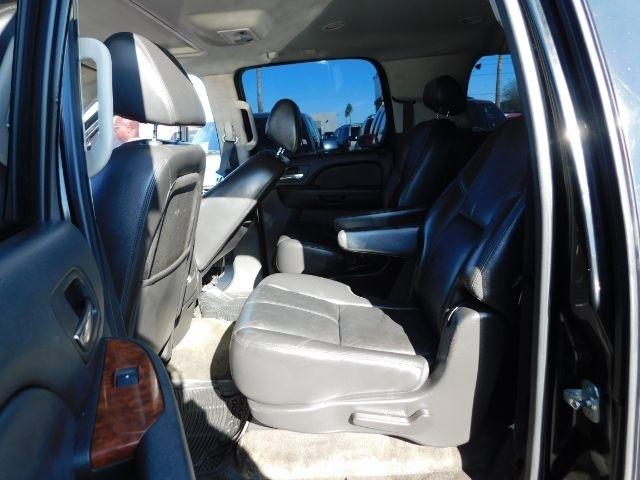 Chevrolet Suburban 2WD 4dr 1500 LTZ 2008