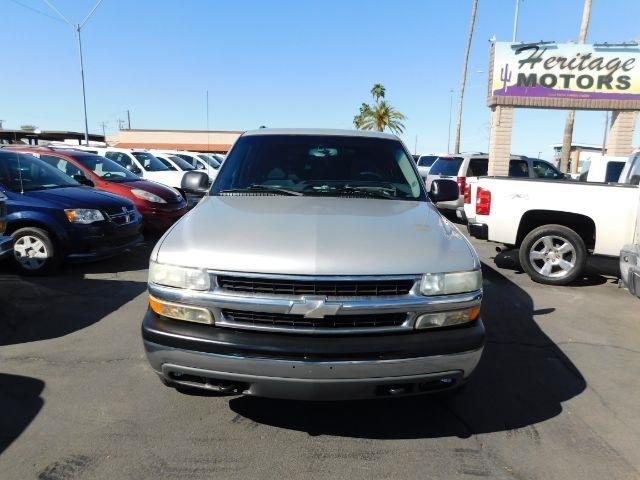 Chevrolet Suburban 4dr 2500 4WD LS 2004