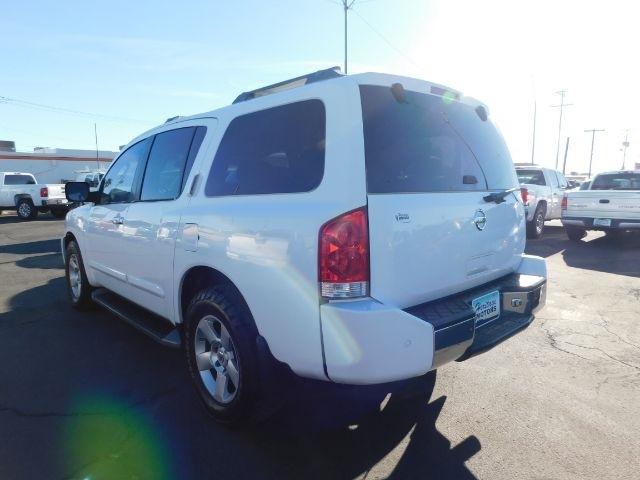 Nissan Pathfinder Armada SE 2WD 2004