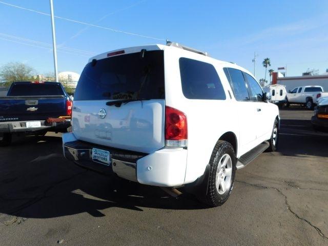 Nissan Pathfinder Armada SE 2WD 2004