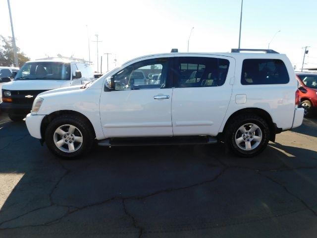 Nissan Pathfinder Armada SE 2WD 2004