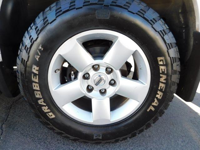 Nissan Pathfinder Armada SE 2WD 2004