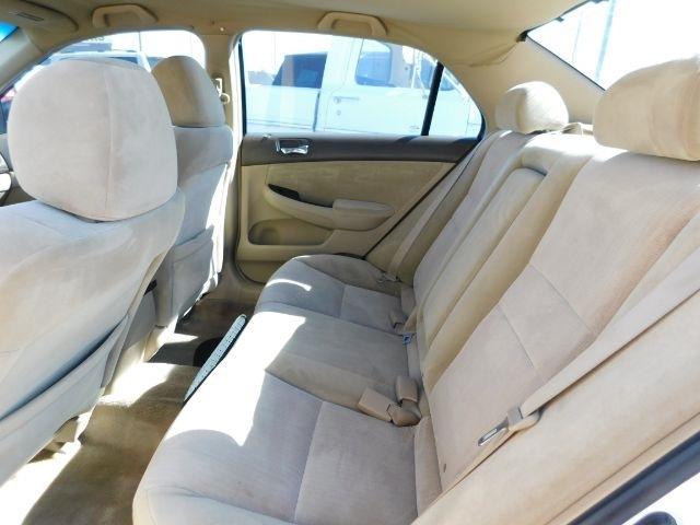 Honda Accord Sdn LX Auto w/Side Airbags 2004