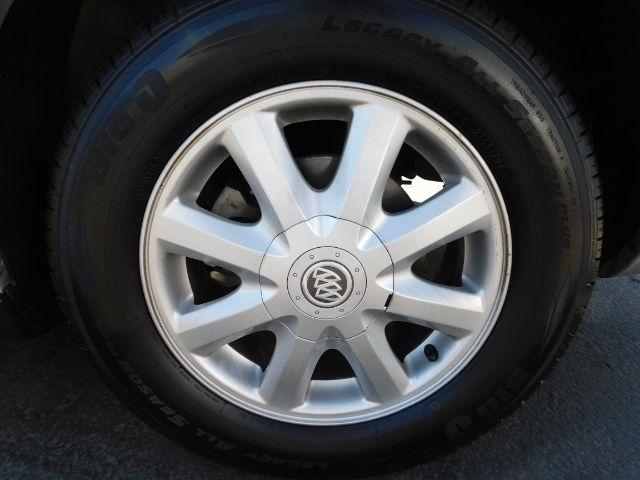 Buick LaCrosse 4dr Sdn CX 2005