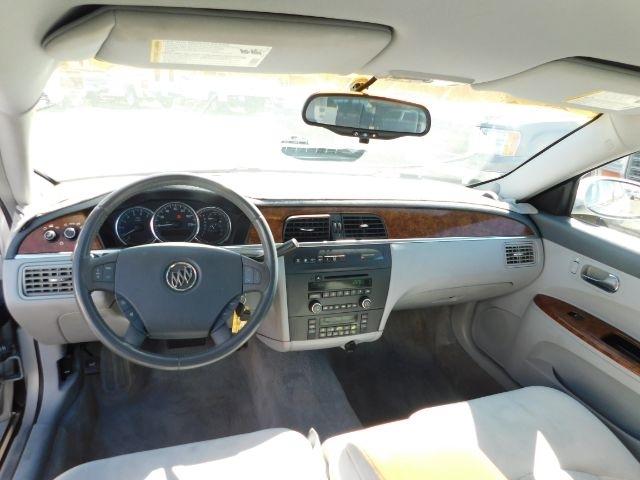 Buick LaCrosse 4dr Sdn CX 2005