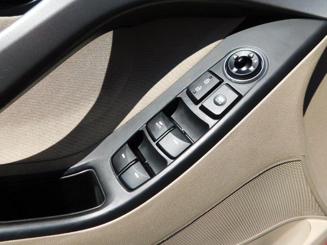Hyundai Elantra 4dr Sdn Auto SE (Ulsan Plant) 2014