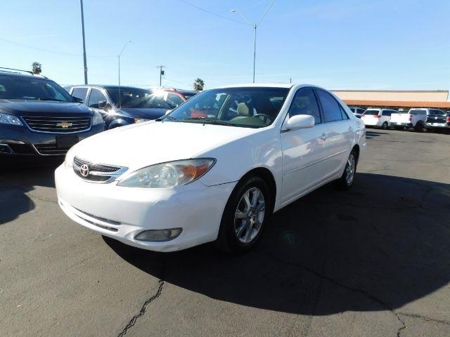 Toyota Camry 4dr Sdn XLE Auto (Natl) 2004