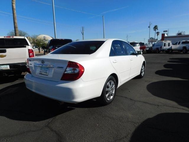 Toyota Camry 4dr Sdn XLE Auto (Natl) 2004