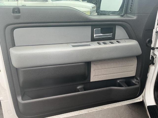 Ford F-150 4WD SuperCrew 145" XL 2013