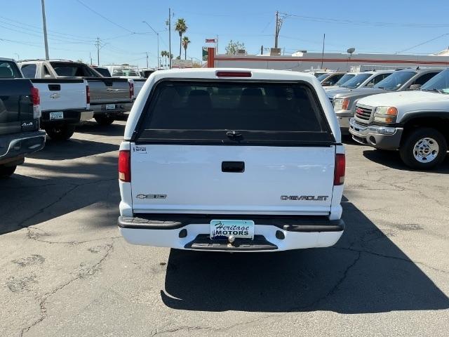 Chevrolet S-10 Reg Cab 118" WB LS 2003