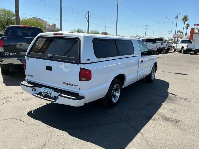 Chevrolet S-10 Reg Cab 118" WB LS 2003