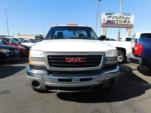 GMC Sierra 3500 Reg Cab 161.5" WB, 84.9" CA WT 2005