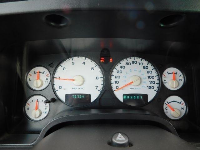 Dodge Ram 1500 4dr Quad Cab 140.5" WB ST 2004