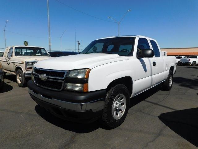 Chevrolet Silverado 1500 Ext Cab 143.5" WB 4WD Work Truck 2006