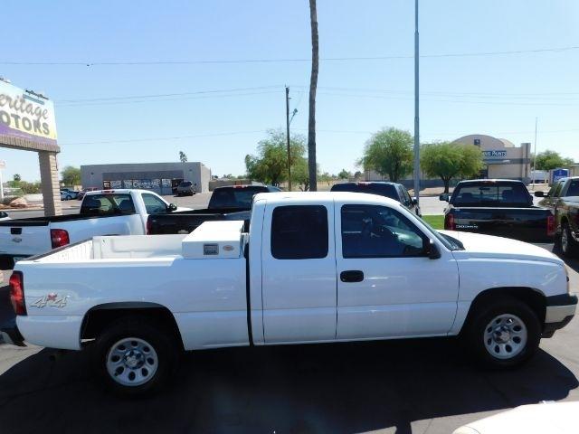 Chevrolet Silverado 1500 Ext Cab 143.5" WB 4WD Work Truck 2006