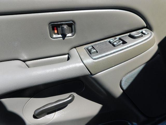 Chevrolet Silverado 1500 Ext Cab 143.5" WB 4WD Work Truck 2006