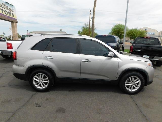 Kia Sorento 2WD 4dr I4 LX 2014
