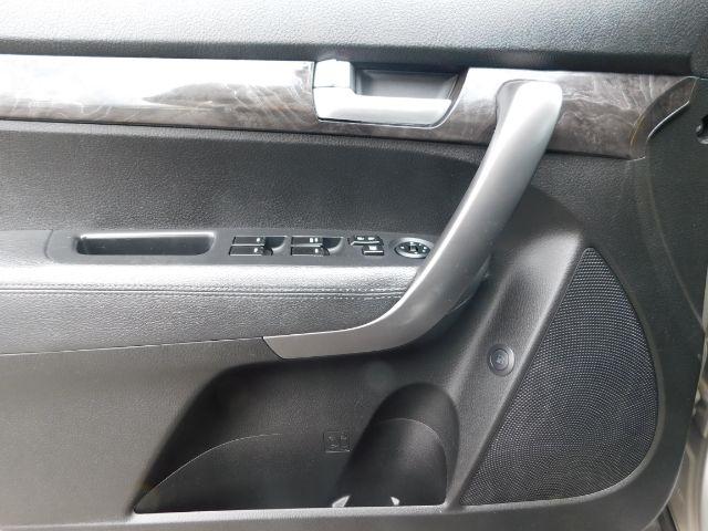 Kia Sorento 2WD 4dr I4 LX 2014