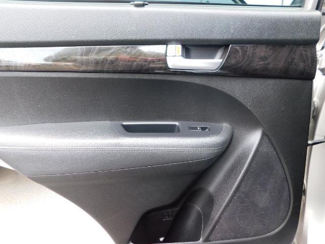 Kia Sorento 2WD 4dr I4 LX 2014