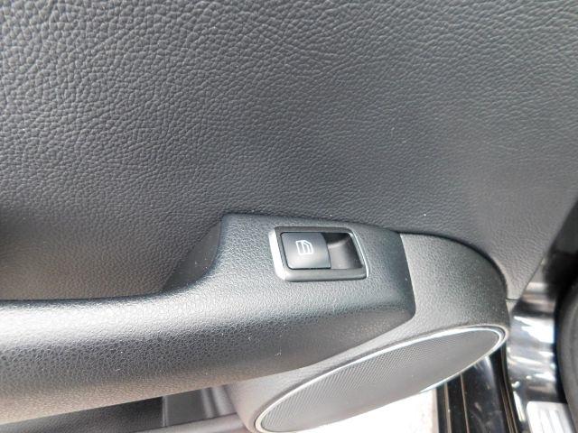 Mercedes-Benz C-Class 4dr Sdn C 300 Sport RWD 2011