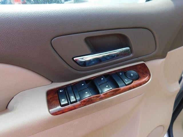 Chevrolet Tahoe 4WD 4dr 1500 LS 2011