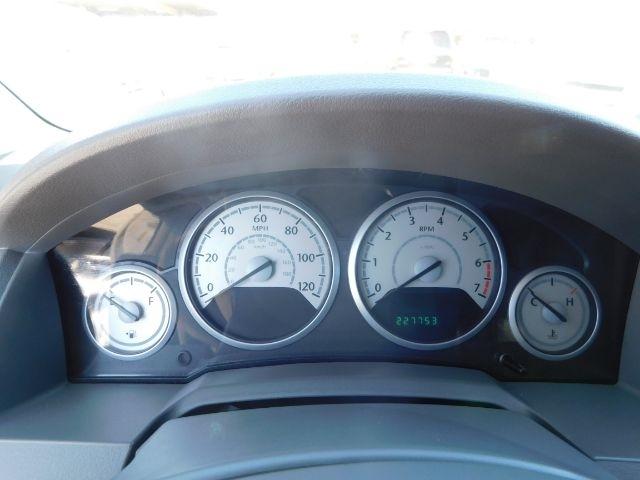 Chrysler Town & Country 4dr Wgn LX *Ltd Avail* 2010