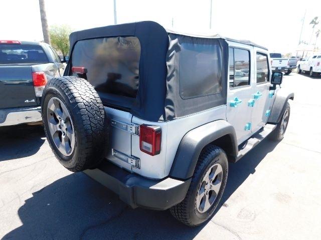 Jeep Wrangler 2WD 4dr Unlimited X 2007