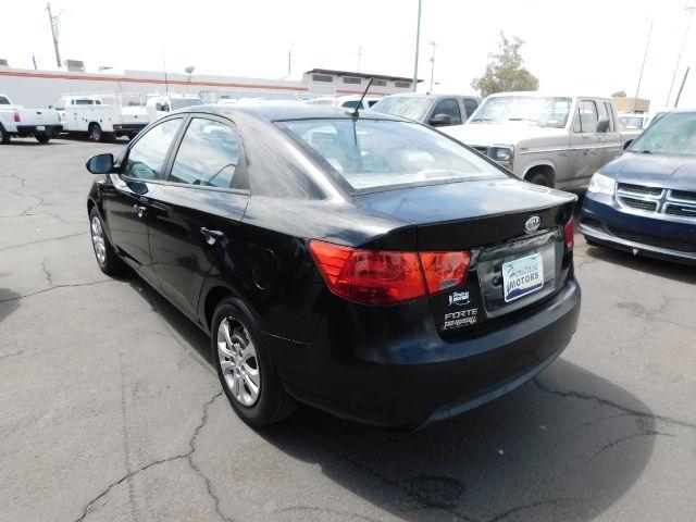 Kia Forte 4dr Sdn Auto LX 2010