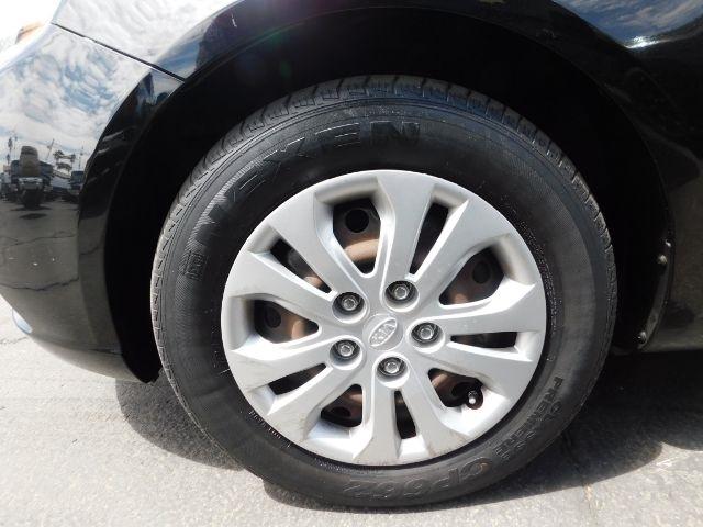 Kia Forte 4dr Sdn Auto LX 2010