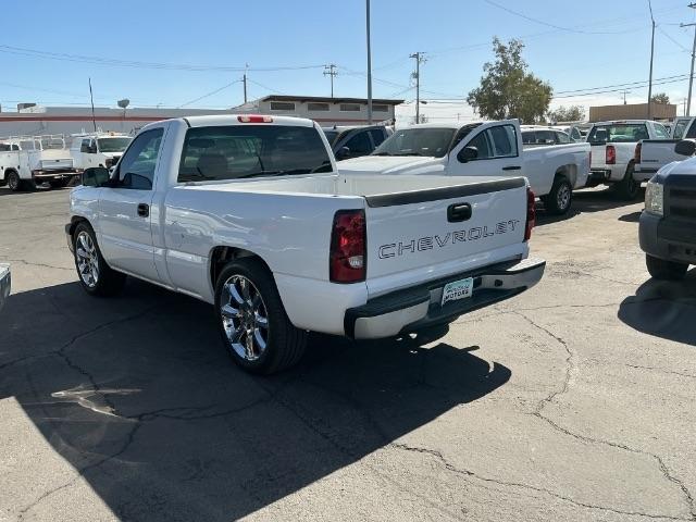 Chevrolet Silverado 1500 Reg Cab 119.0" WB 2WD Work Truck 2006