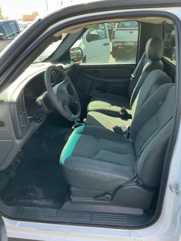 Chevrolet Silverado 1500 Reg Cab 119.0" WB 2WD Work Truck 2006